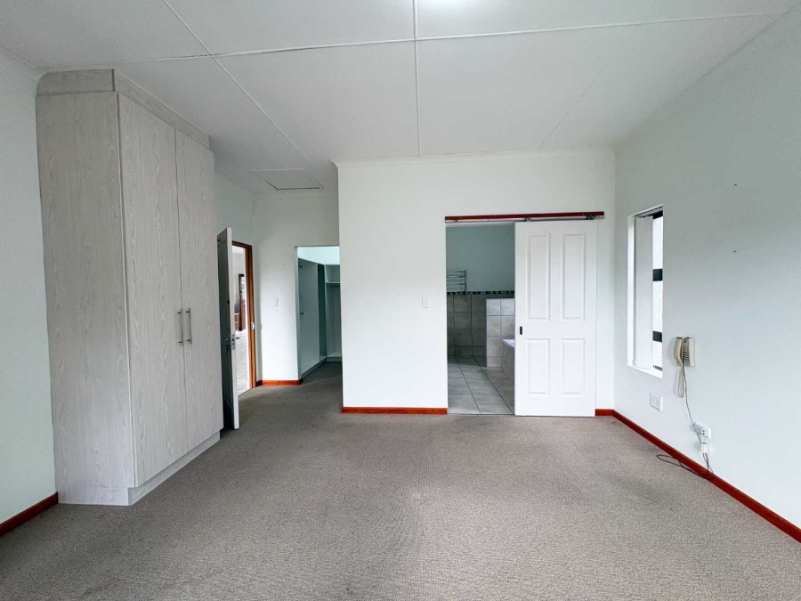 2 Bedroom Property for Sale in Stilbaai Wes Western Cape